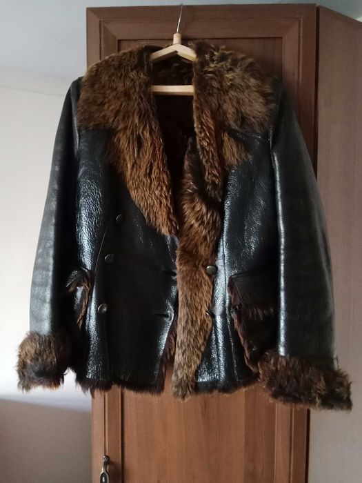 Дубленка короткая, турецкая, черная с рыжим мехом недорого
