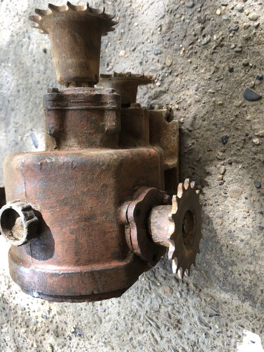 Редуктор угловой