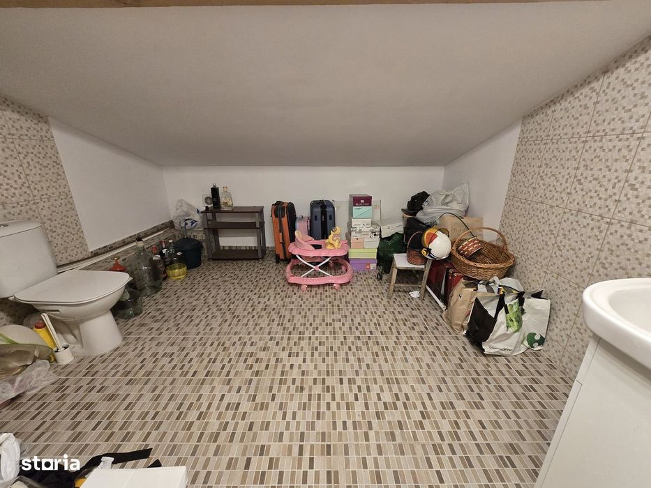 Casa in cart. 23 August, constructie 2012, supra. 250mp, mob/utilata.