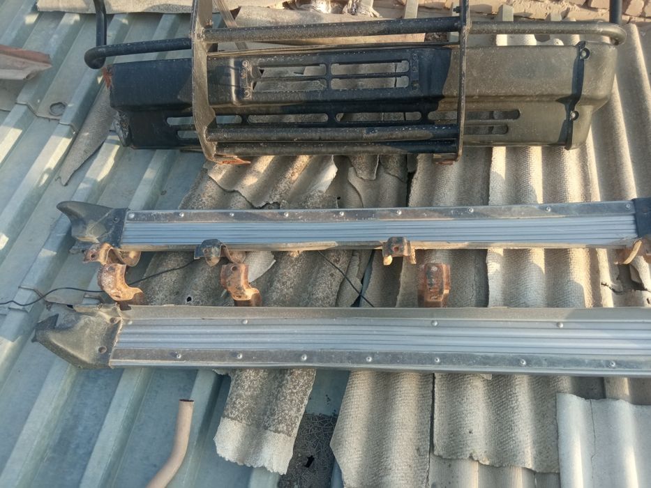 Продам кингурятник комплект от джипа