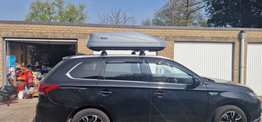 Thule turing 200-НАЛИЧЕН