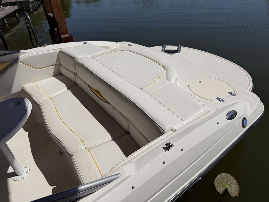 Ambarcatiune Barca Salupa premium MONTEREY 194 FS Mercruiser 4.3LXI 220PS Tower/ Boxe/ Hummingbird