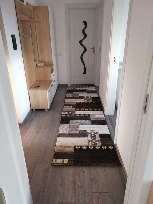 Închiriez apartament decomandat 2 camere, BLOC NOU