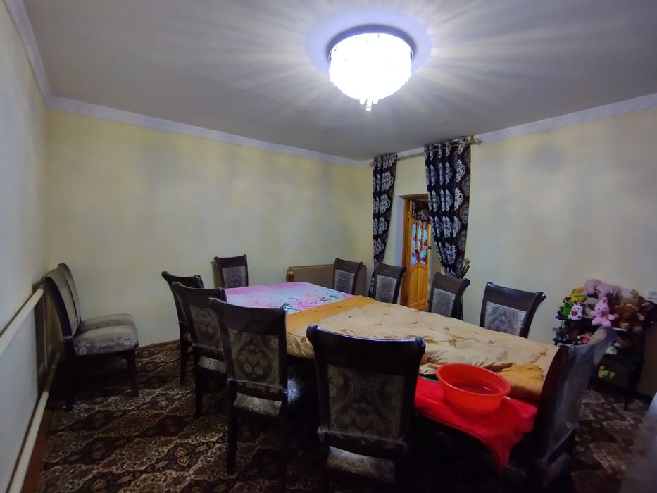 Срочно 3ханалы уй сатылады.