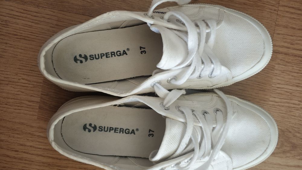 Гуменки  бяли SUPERGA