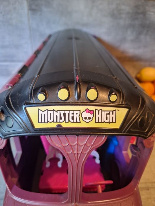Autobuz Monster High Ghoul Mobile