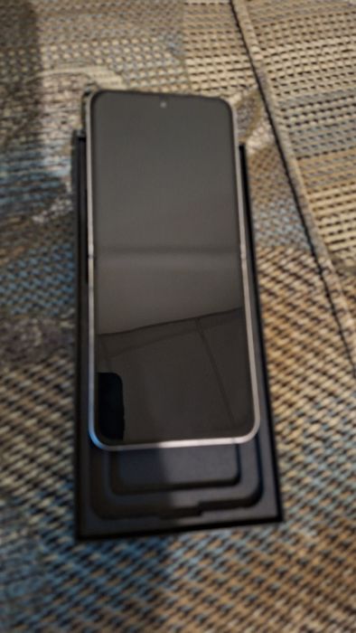 Samsung Z Flip 6