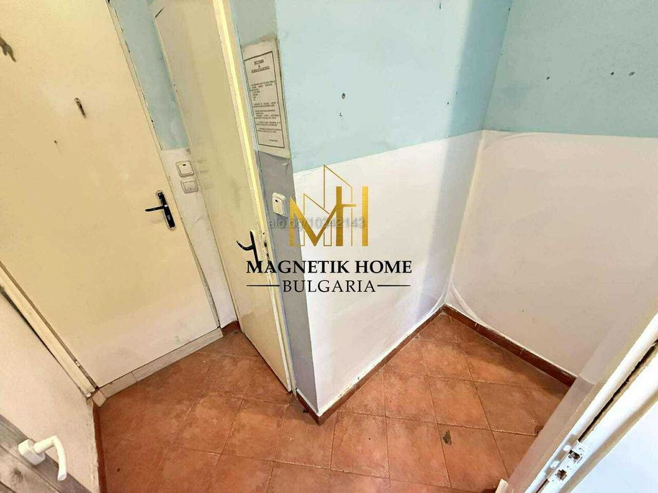 Дава се под наем Офис в Бургас, Възраждане - 41 кв.м за 306 € - Снимка #8