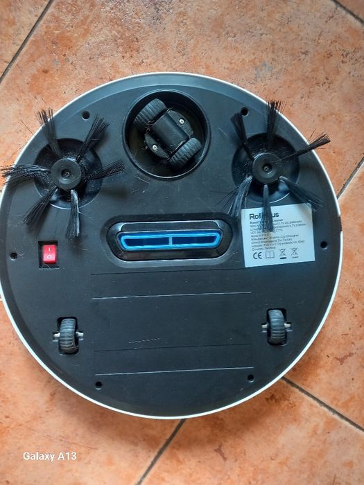 Нова прахосмукачка робот