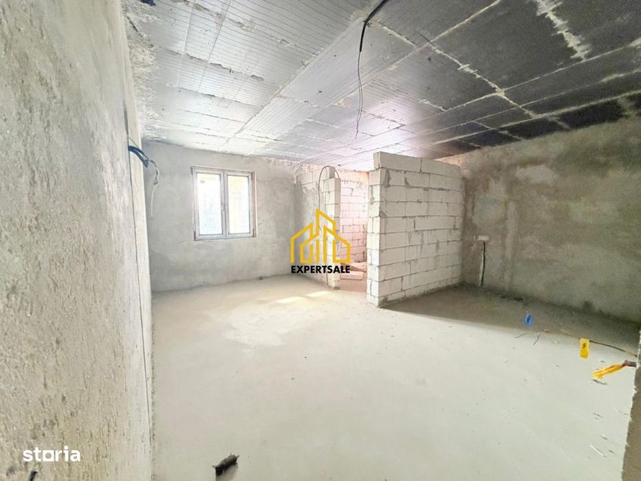Casa/Vila cu 7 camere, teren 1600 MP/ stadiu avansat/Domnesti/Premium