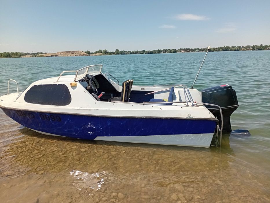 продам катер Ладога 2 тримаран