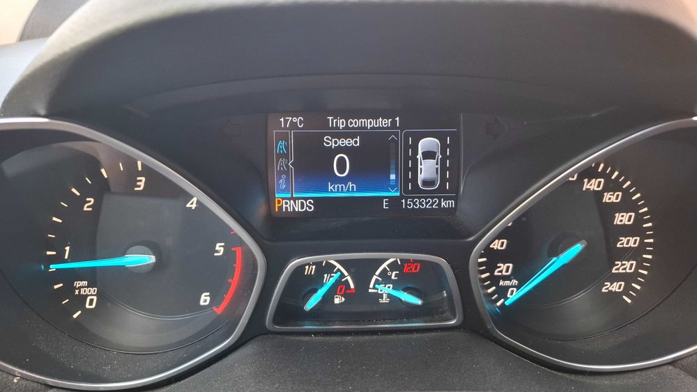 Ford Kuga 2016 automata