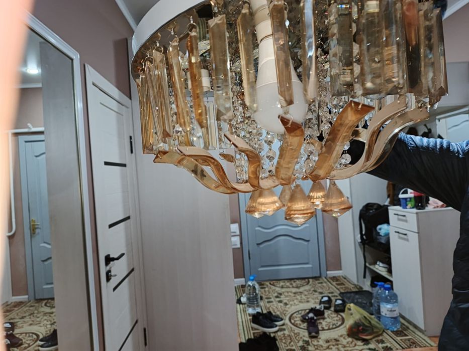 Люстра.                  ,