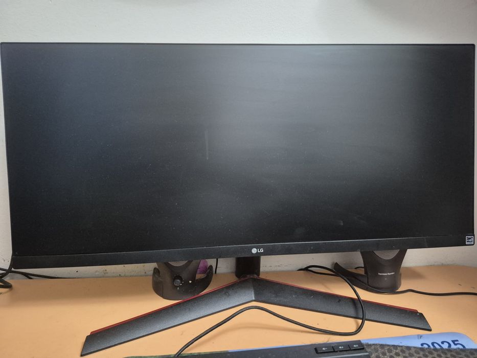 Monitor LG ultra wide 29’’