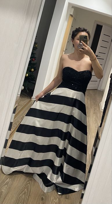 Платье- размер М