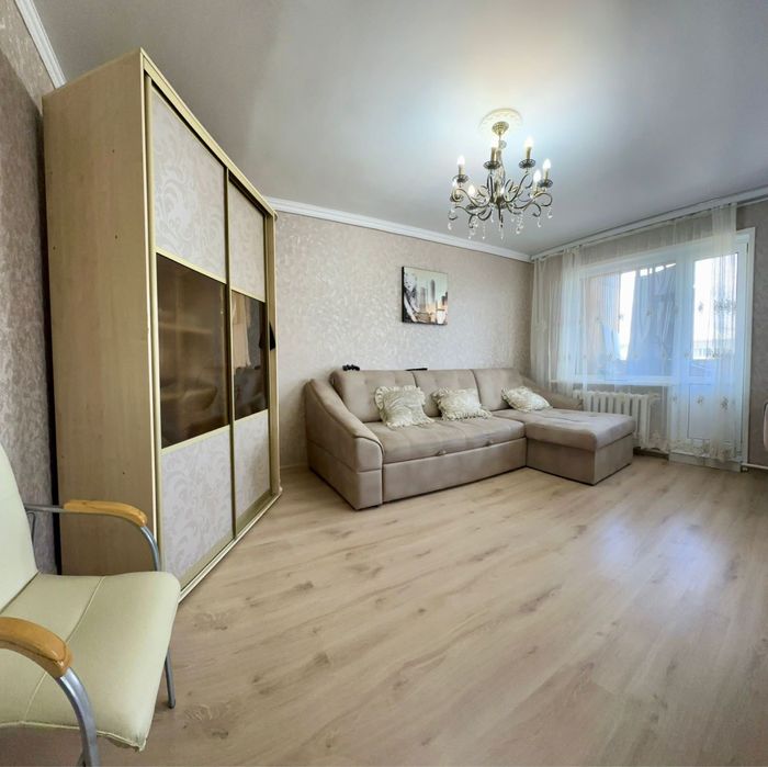 Сдается однокомнатная квартира в центре на длительный срок