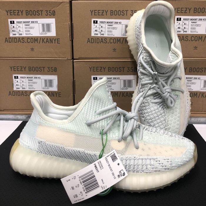 Yeezy 350 V2 Reflect Cloud White Boost Yeezy 350 White Cloud White