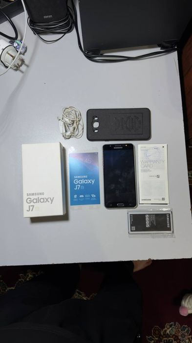 Samsung j7 2016 tezda sotiladi