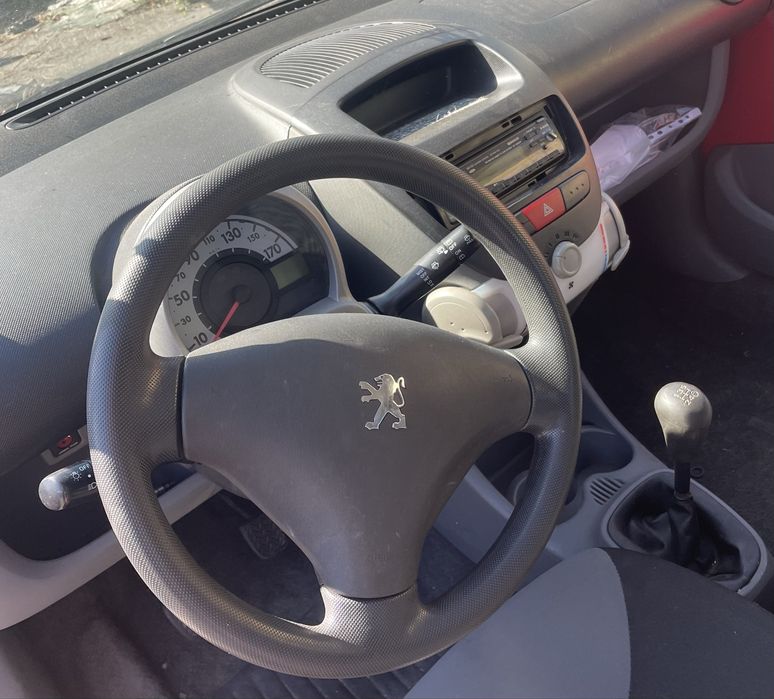 Peugeot 107 1.0 i на части