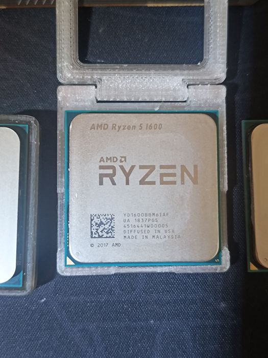 Лот AMD процесори Ryzen 5/ Ryzen 3