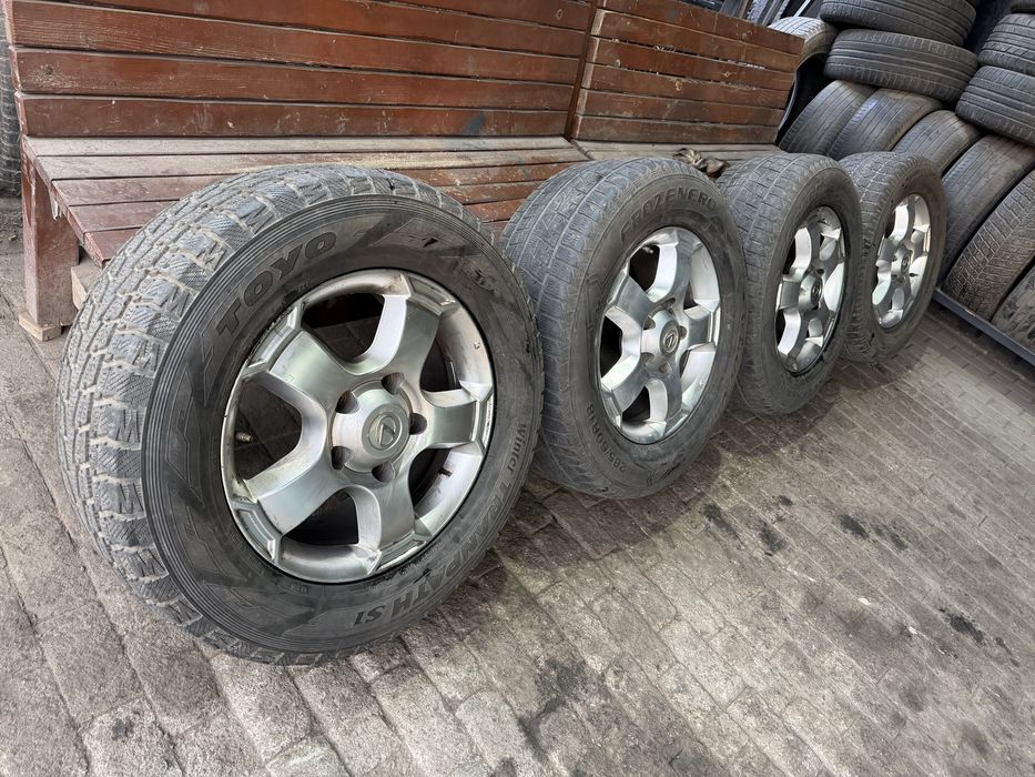 Продам диск с покрышками 18 размер