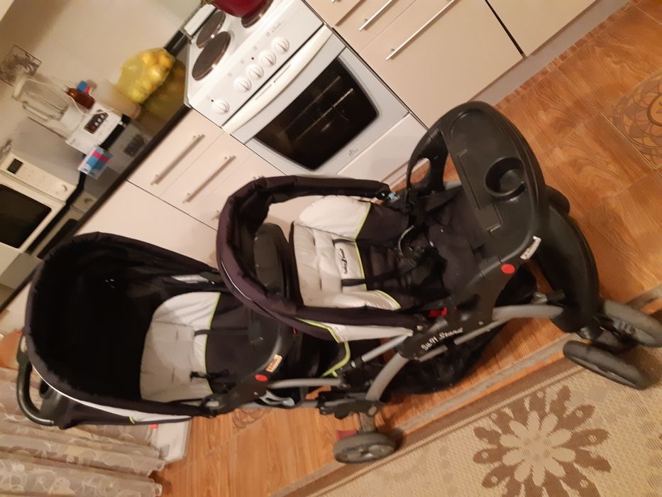 Продам коляску для двойни