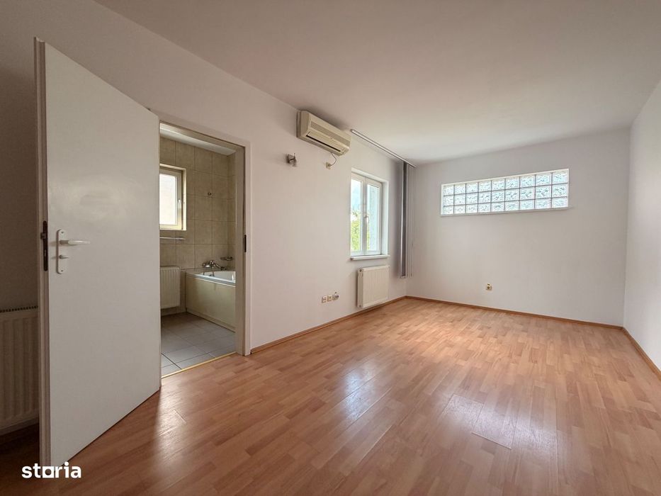 Casa + Garaj | Curte Libera