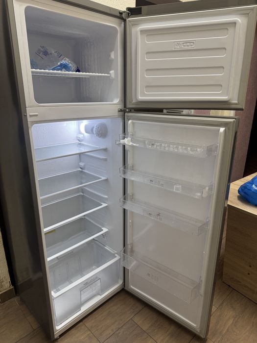 Vand frigider ARCTIC