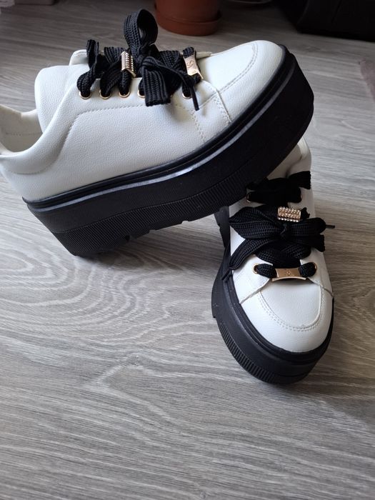 Pantofi dama   .