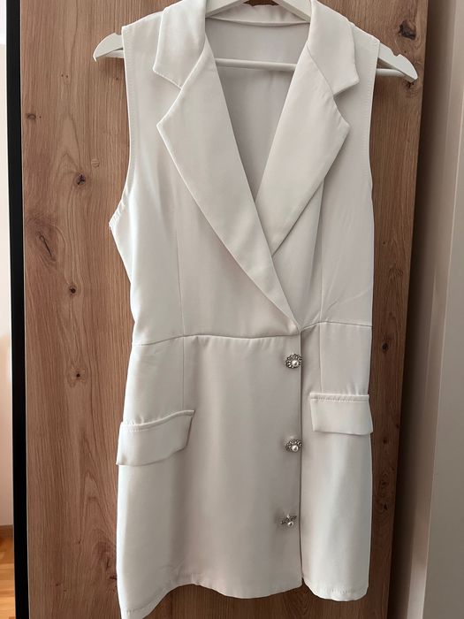 Гащеризон с ефектни копчета