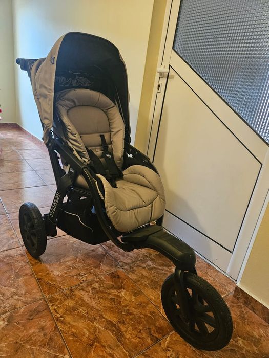 Carucior, Chicco Activ3, gri, 3 roti, cadru din aluminiu, greutate maxima 22kg