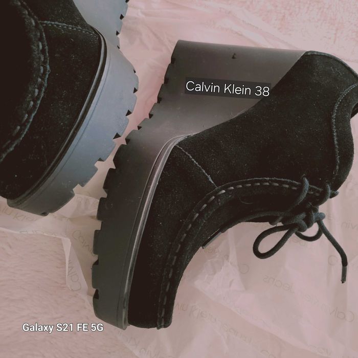 Ghete Calvin Klein 38