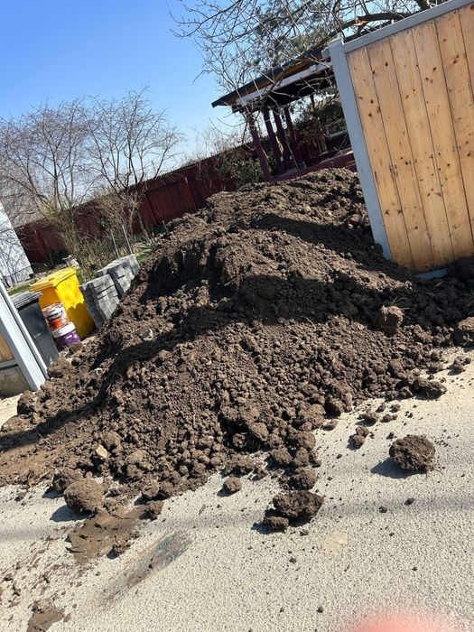 Pamant vegetal de flori 18 mc(bragadiru-clinceni-varteju-magurele-buda