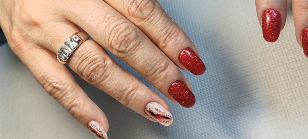 Маникюр, Педикюр, наращивание ногтей