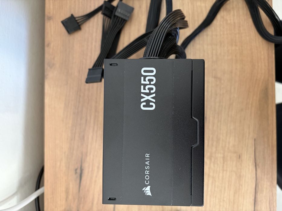 Sursa PC Corsair CX550, 550W, 80 PLUS Bronze, ATX