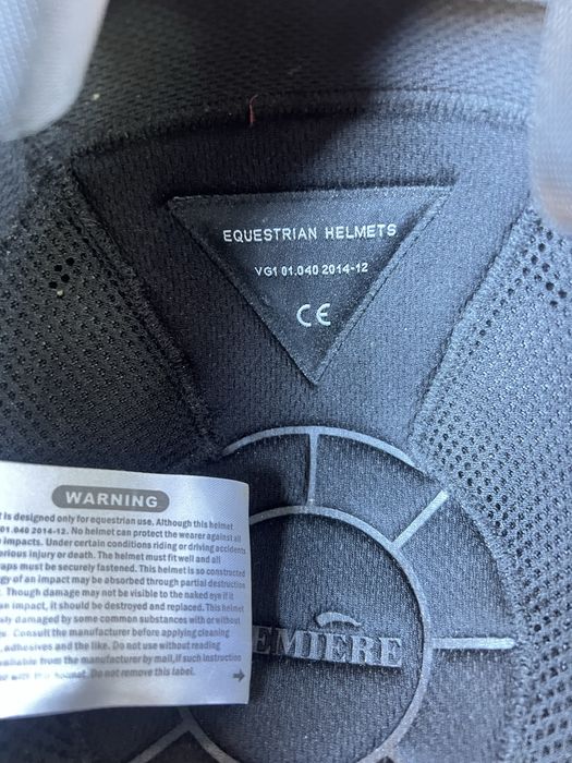 Каска за езда Premiere, 52-54 размер.