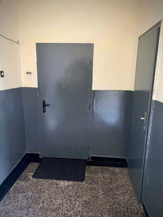 Дава се под наем Тристаен апартамент в Варна, Център - 72 кв.м за 229.5 € - Снимка #1