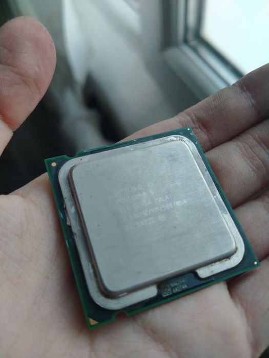 Продам комплект проц оперативки материнка