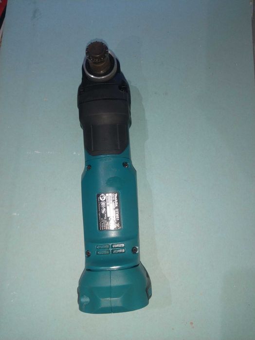 Makita DTM 51 в отлично състояние