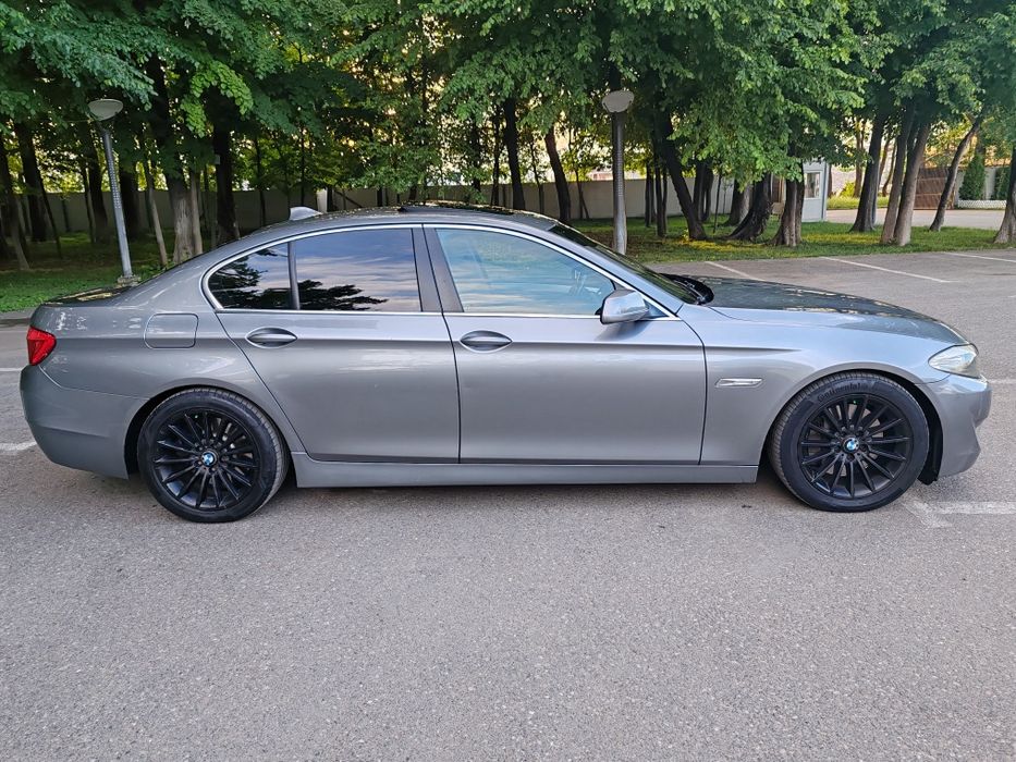 BMW 5 Series 2010 — imagine 4