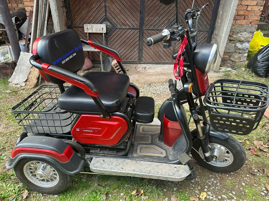 Електрическа триколка с три седалки EcoWay модел М19X бордо