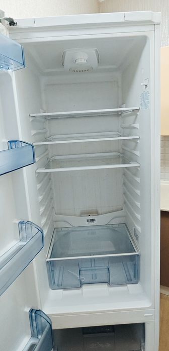 Продам холодильник Beko