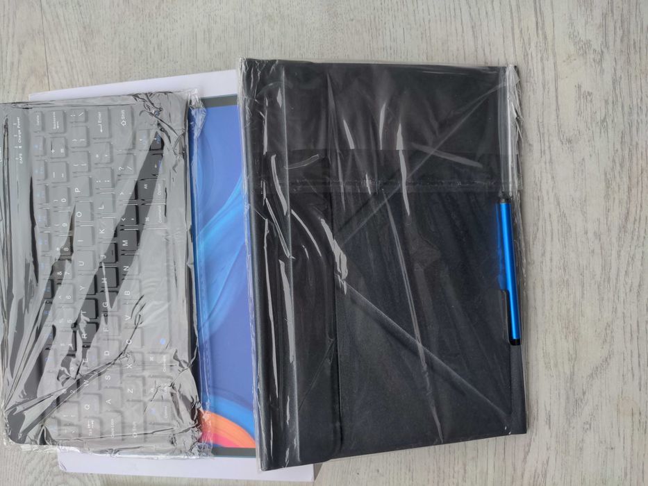 Tablet 10 инча Pad 7 Ultra Android15 5G Dual SIM 20000mAh WIFI WPS