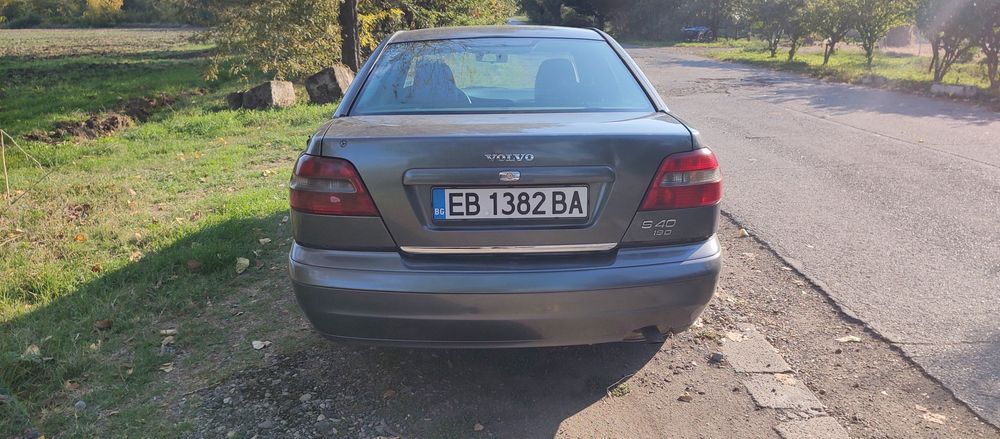 Волво s40 1.9d 2004г.