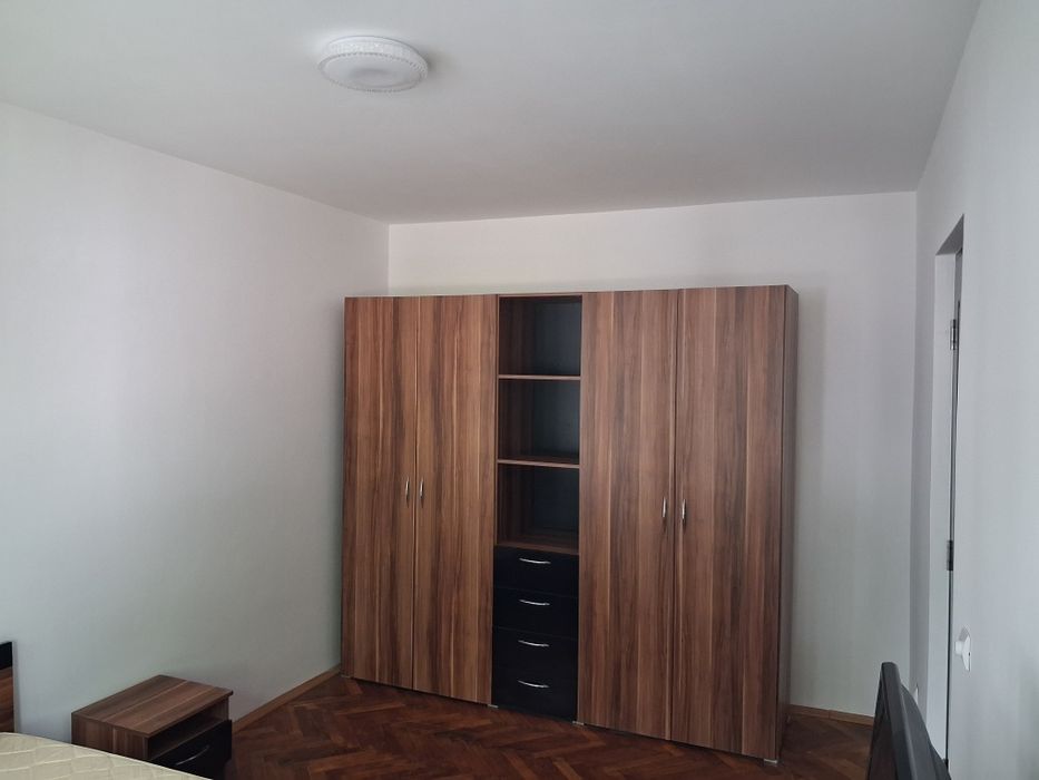 ÎNCHIRIEZ apartament Cantemir - Palas