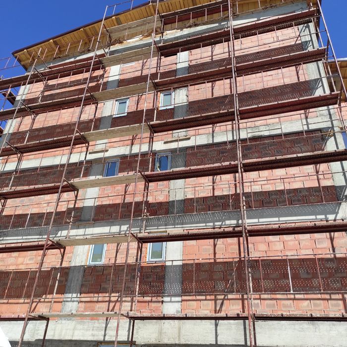 Schele de închiriat cu montaj și demontaj.