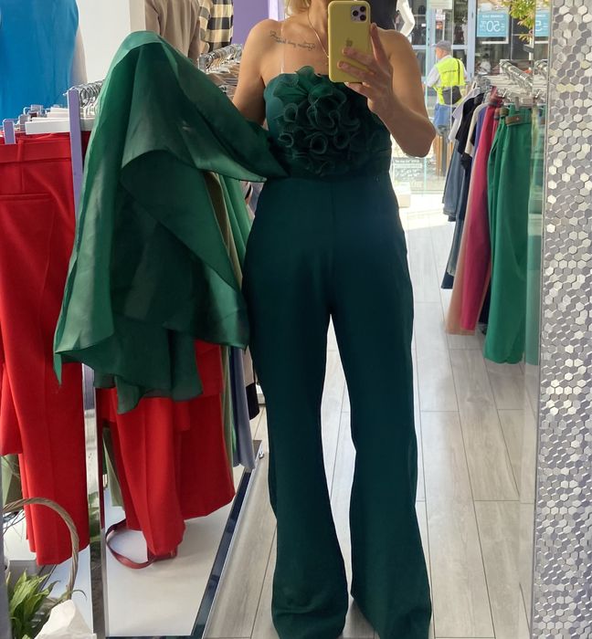 Дамски гащиризон