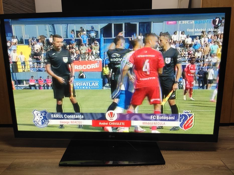 TV LG 152CM 60PK250