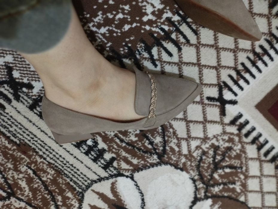 Ажойиб чиройли туфли