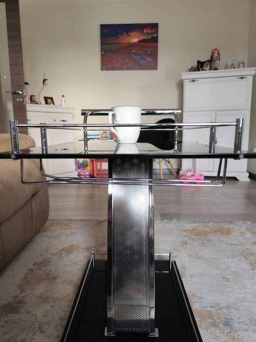 Măsuta pentru cafea